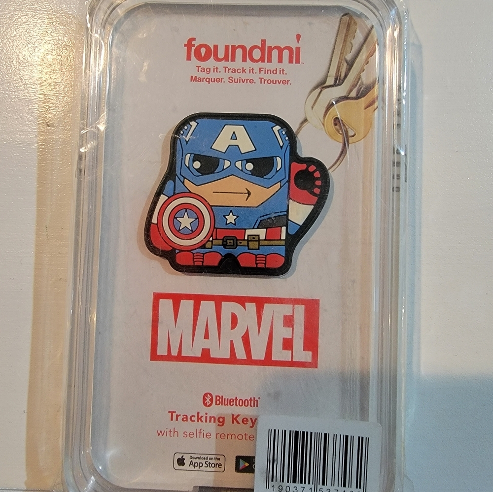 captain America Foundmi Keychain finder